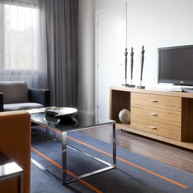 Hotel Palau de Bellavista Girona by URH - Suite Junior - 4