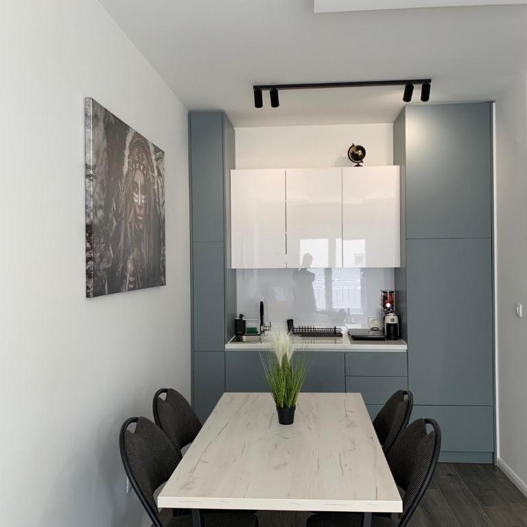 Goldmar Apartment -couples favourite-free garage parking - Apartman sa 1 Spavaćom Sobom - 2