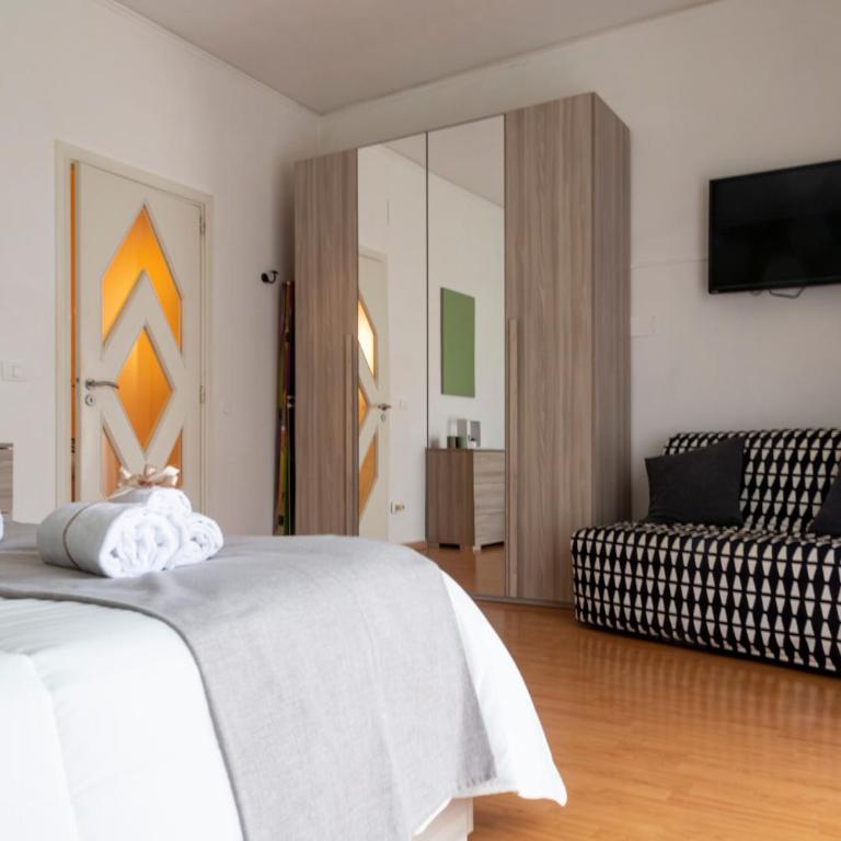 Sorrento Living - Two-Bedroom Apartment - 2