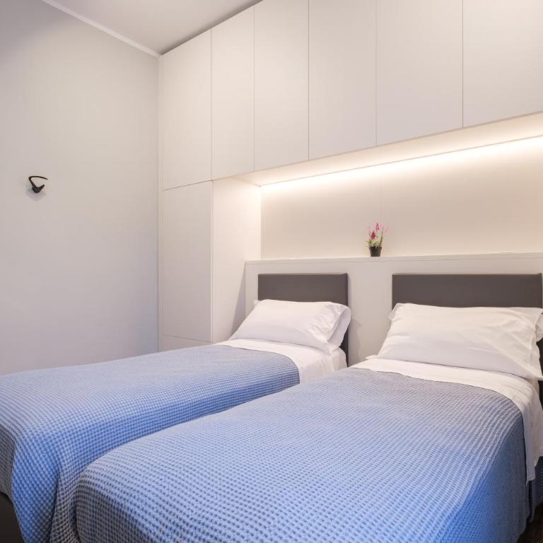 Blue Suite by Studio Vita - Two-Bedroom Apartment - 20