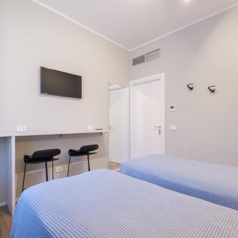 Blue Suite by Studio Vita - Two-Bedroom Apartment - 22