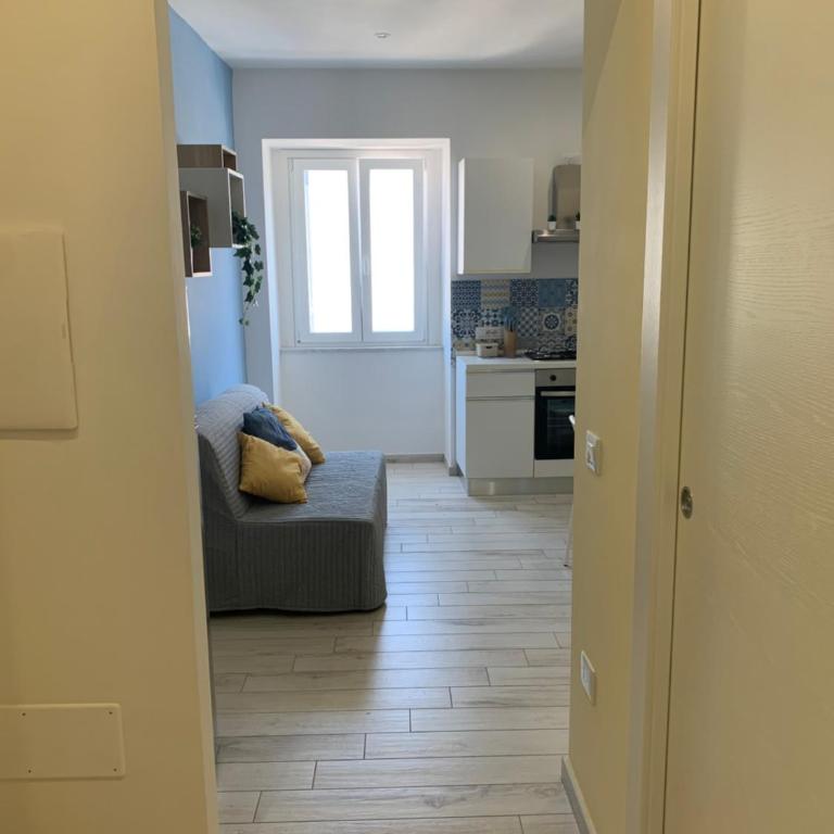 Central House - Two-Bedroom Apartment - 8