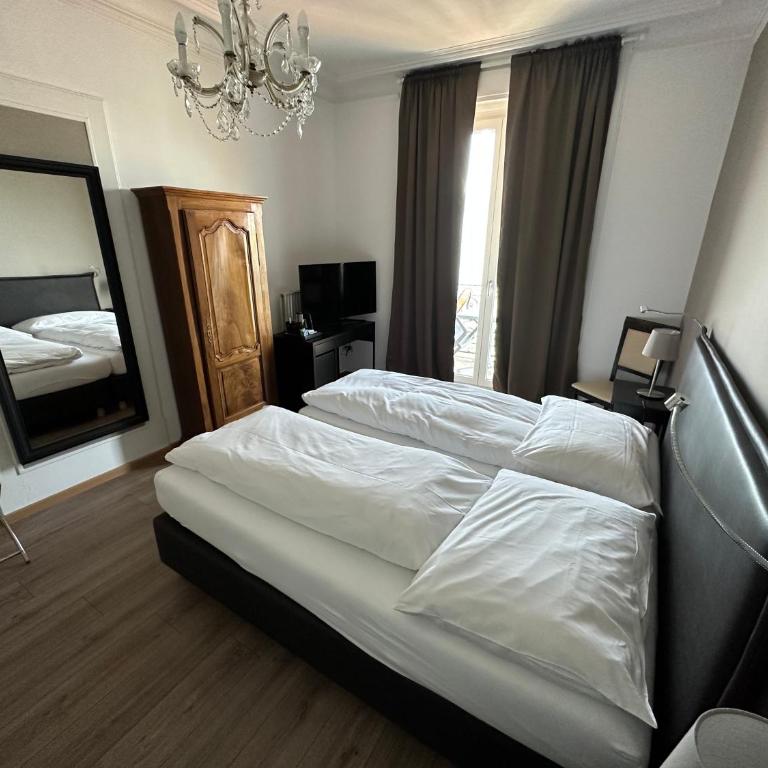 Hotel Splendid - Doppelzimmer mit Seeblick - 1