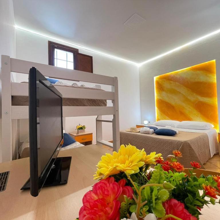 "L'Oasi di Favignana" Room and Charme - Camera Quadrupla Classic - 3