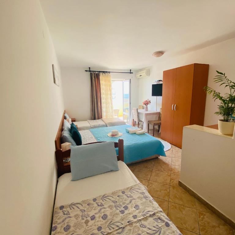 Miomir Perazic Apartments - Apartment with Sea View - 7
