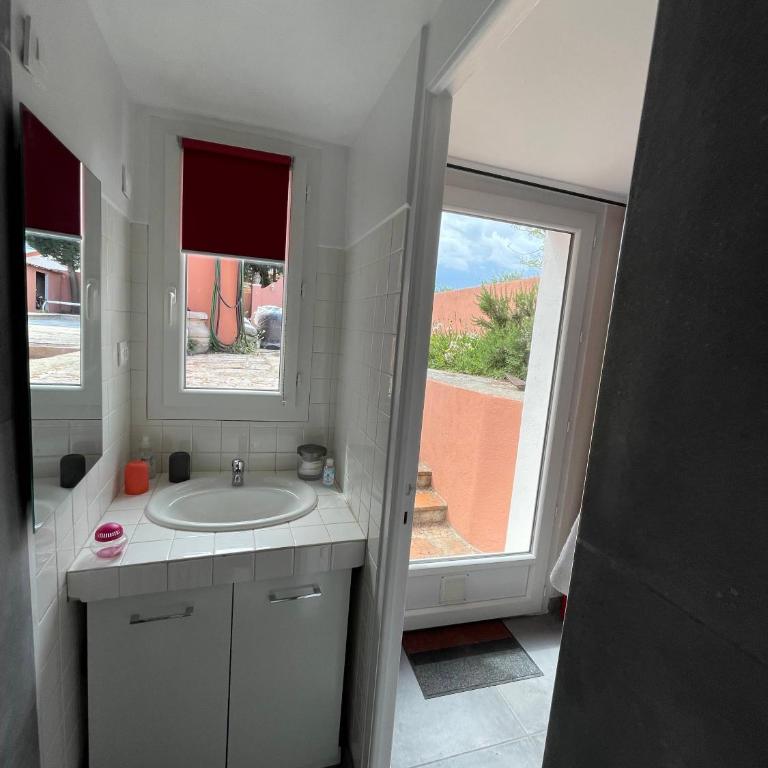 Chambre d'hôtes A l'ancre marine de la Villa Rose - Chambre Double - Vue sur Piscine - 5