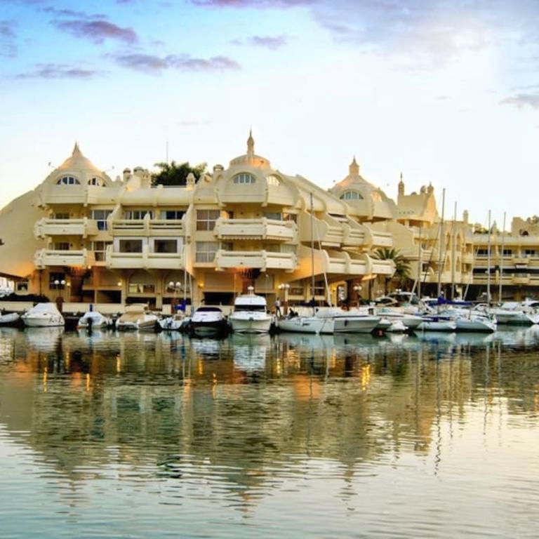 Puerto Marina Luxury 2BDR Apartment with Sea View - Apartamento de 2 dormitorios - 37
