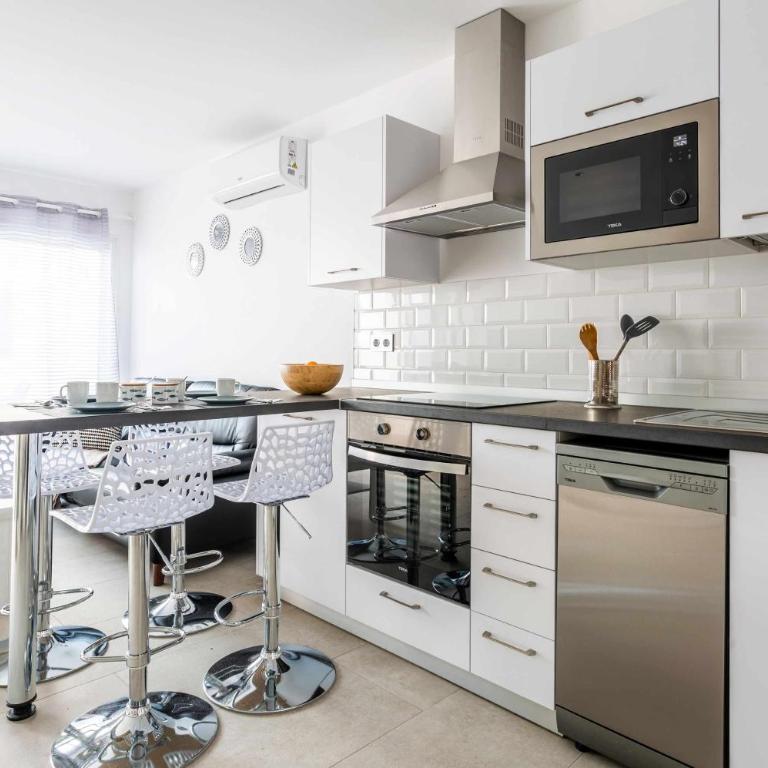 Monterey House Playa Blanca - Two-Bedroom House - 18