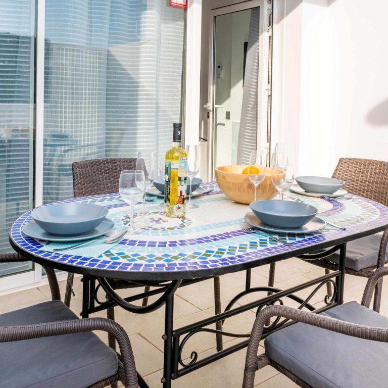Monterey House Playa Blanca - Two-Bedroom House - 32
