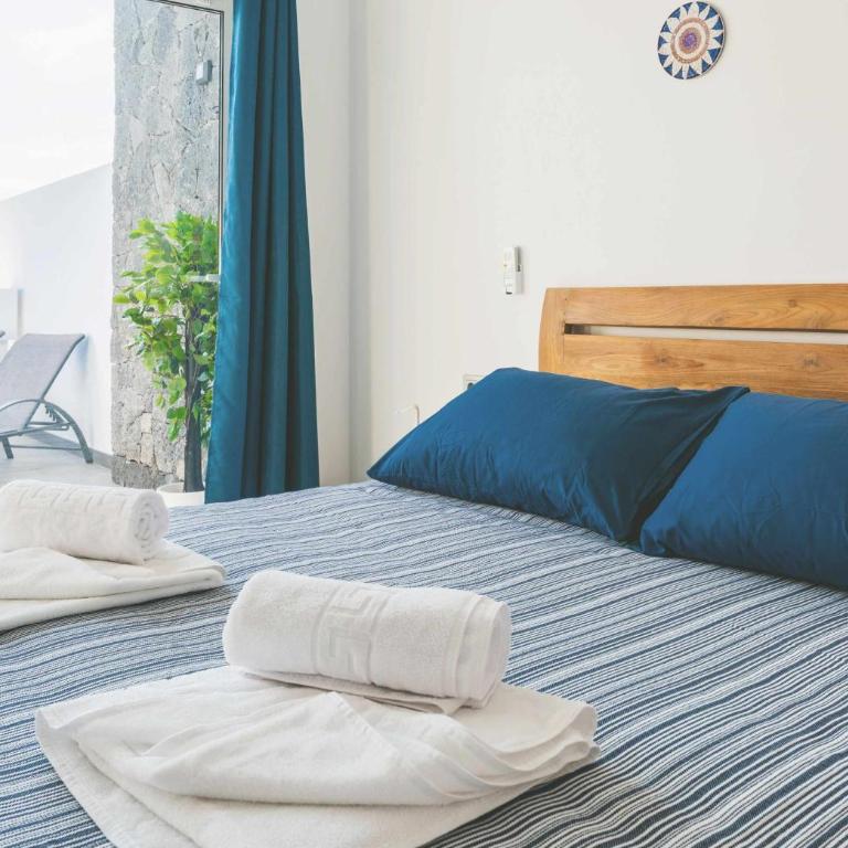 Monterey House Playa Blanca - Two-Bedroom House - 24