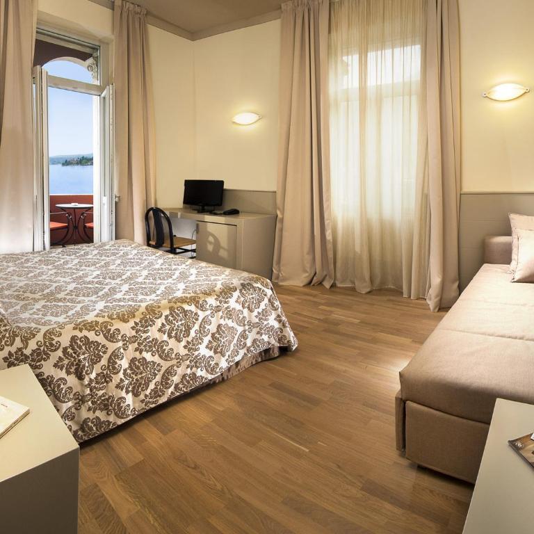 Hotel Milano - Triple Room with Balcony and Lake View - 1