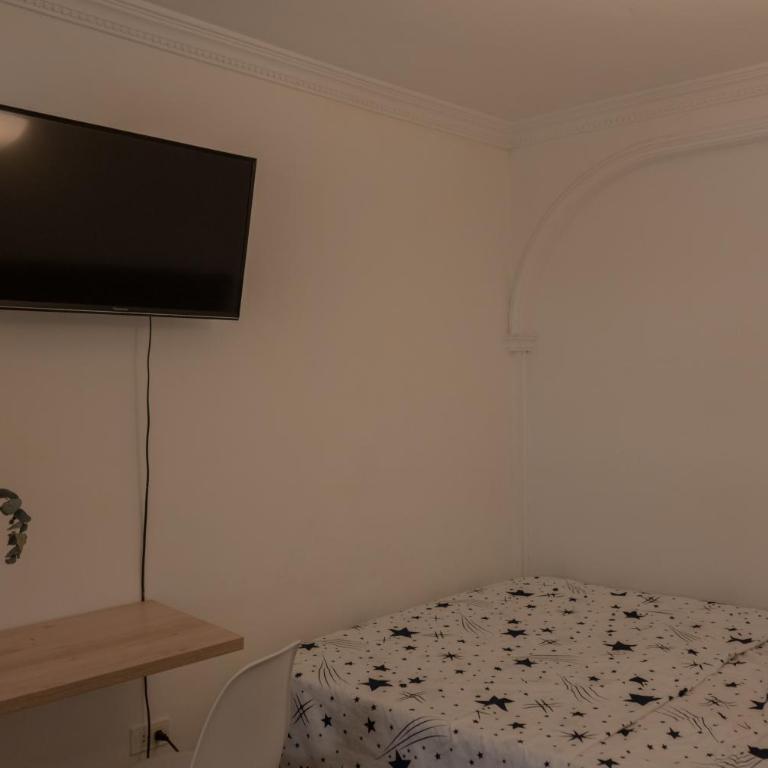 Casa Blanca estadio - Habitación Doble con baño compartido - 5