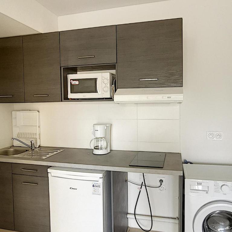T2 Climatisé à Argelès-sur-Mer avec Terrasse, Jardin et Parking - FR-1-732-49 - Appartement - 2