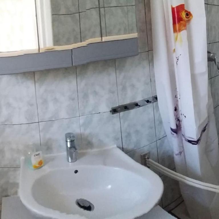 T1 rez de jardin avec grande terrasse – St Aygulf - Apartment mit 1 Schlafzimmer - 9