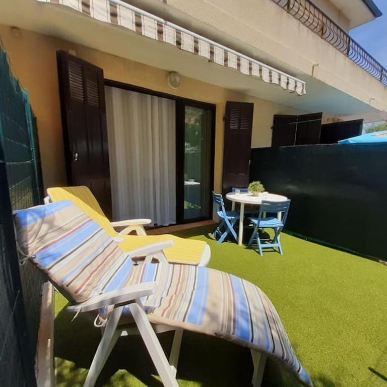 T1 rez de jardin avec grande terrasse – St Aygulf - Apartment mit 1 Schlafzimmer - 4