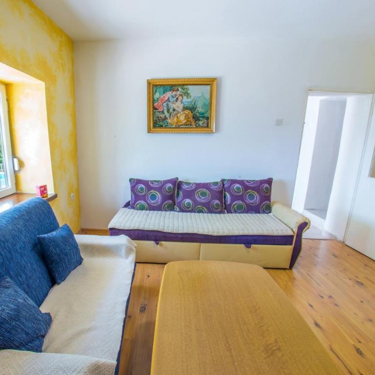 Perfect view of Mostar - with swimming pool - Three-Bedroom Villa - 41
