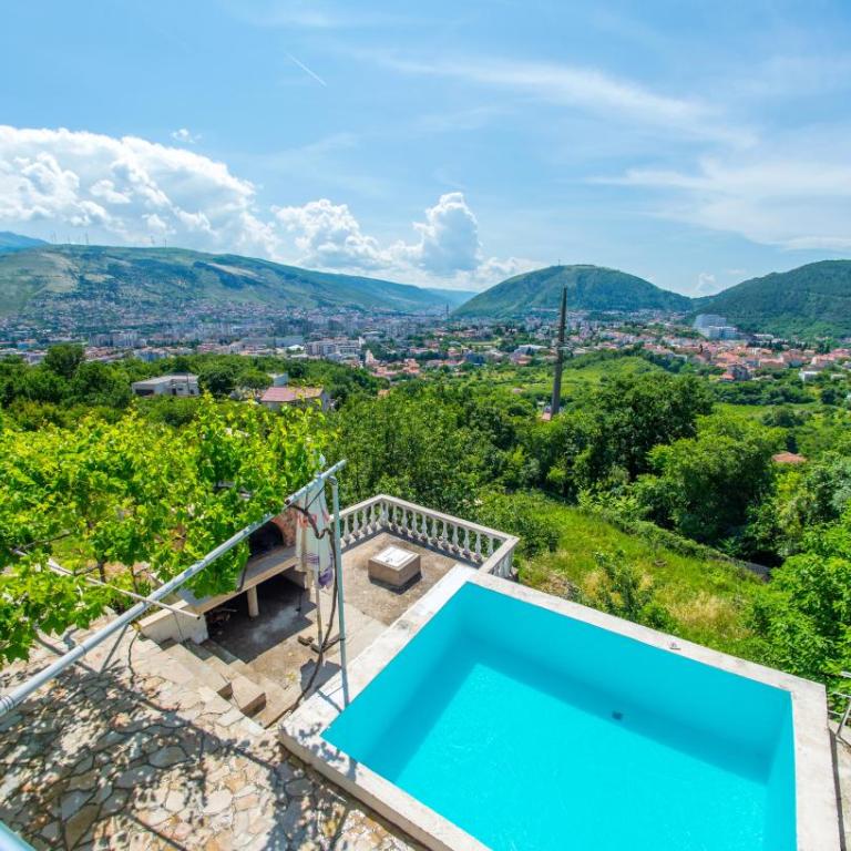 Perfect view of Mostar - with swimming pool - Three-Bedroom Villa - 2