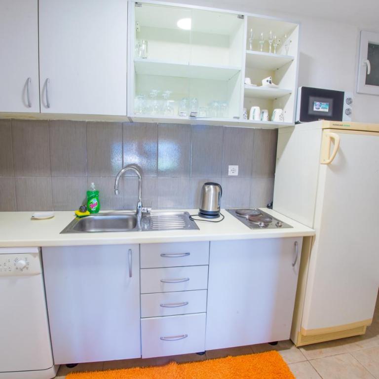 Perfect view of Mostar - with swimming pool - Three-Bedroom Villa - 6