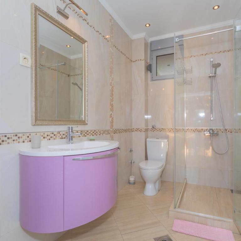 Villa Montenegrina - Standardni Apartman sa Dve Spavaće Sobe i Pogledom na More - 23