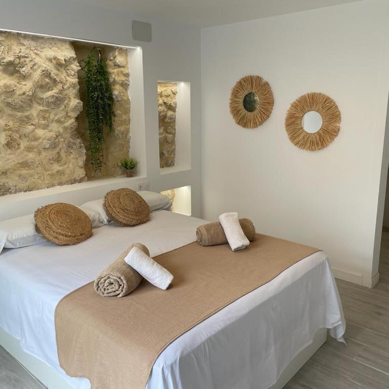 Ereta Rooms Habitaciones baño privado - Double Room with Balcony - 1