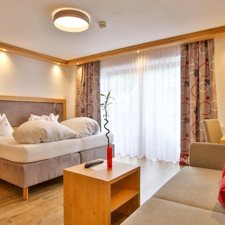 Hotel Schwarzer Adler - Deluxe Doppelzimmer - 6