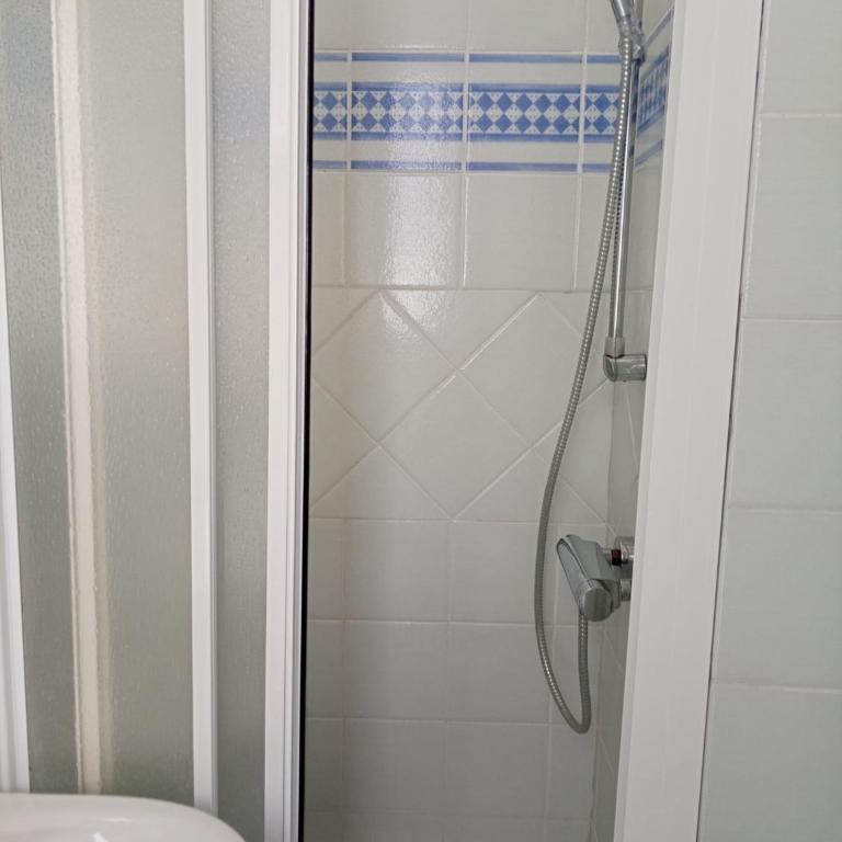 Al Mari Suites - Camera Doppia con Letti Singoli - 2