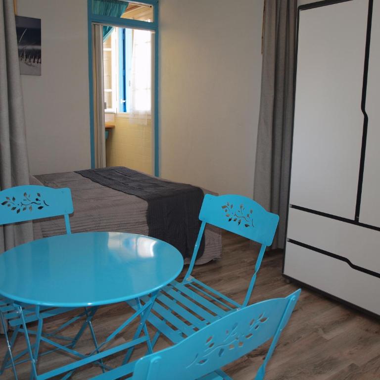 Hôtel Villa Les Sirènes - Chambre Triple Basique - 9