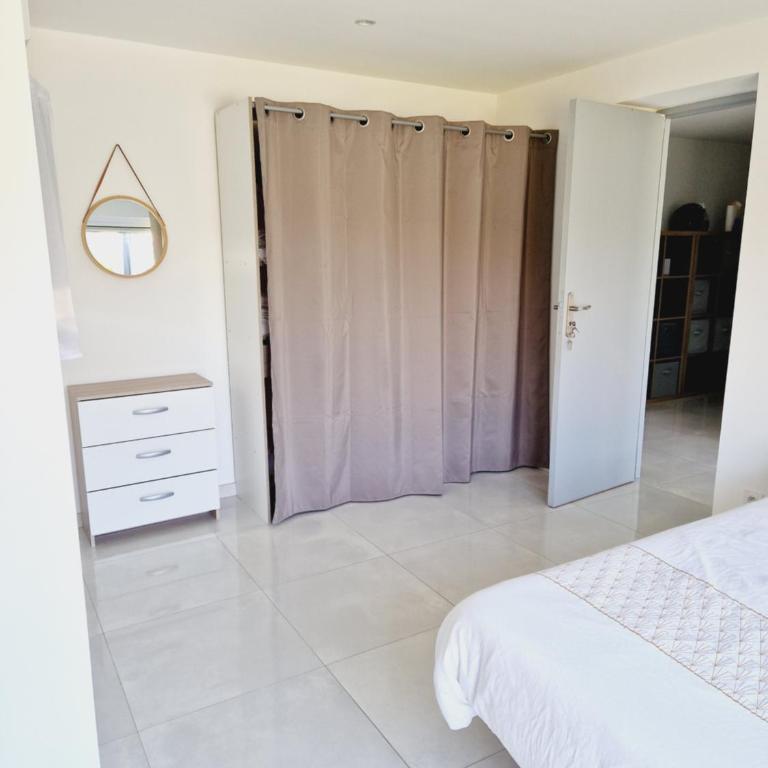 Chez Manon et Jimmy - Chambre Double - Vue sur Jardin - 3