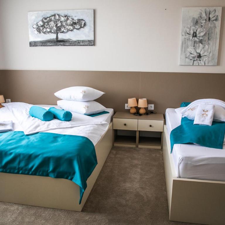 Garni Hotel IMPERIUM Subotica - Deluxe Triple Room - 10