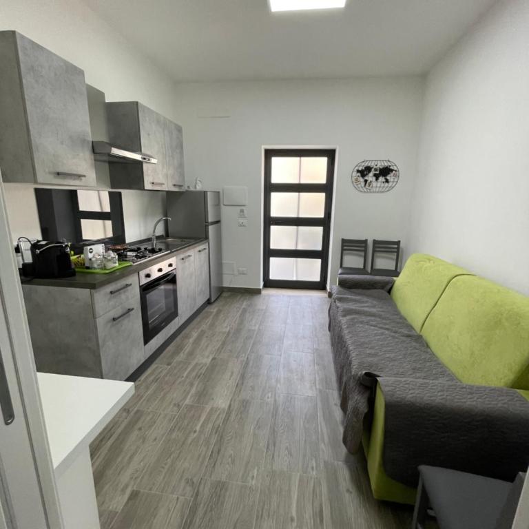 RESIDENCE GORDON - Family Room with Garden View - 13