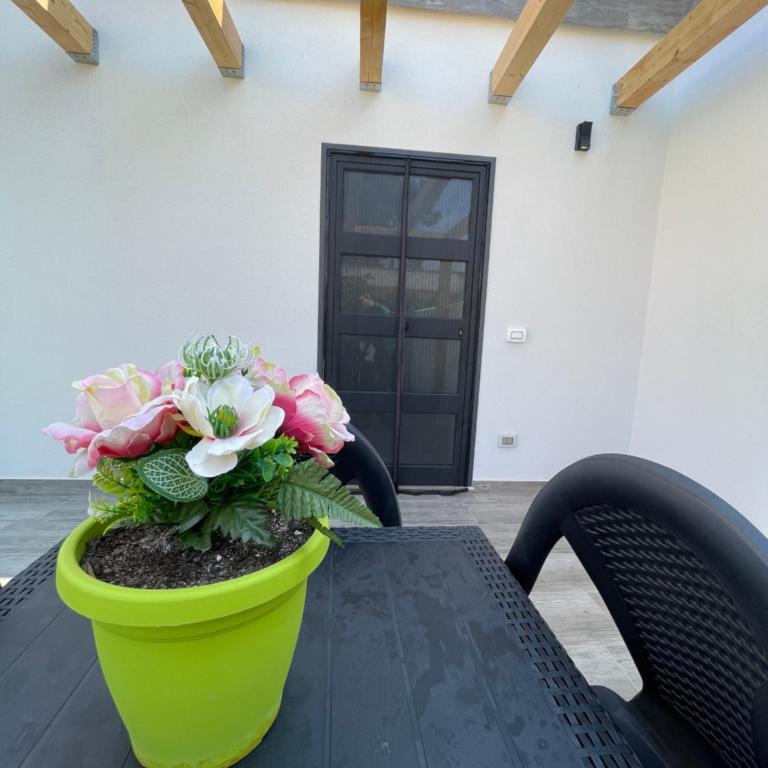 RESIDENCE GORDON - Family Room with Garden View - 7