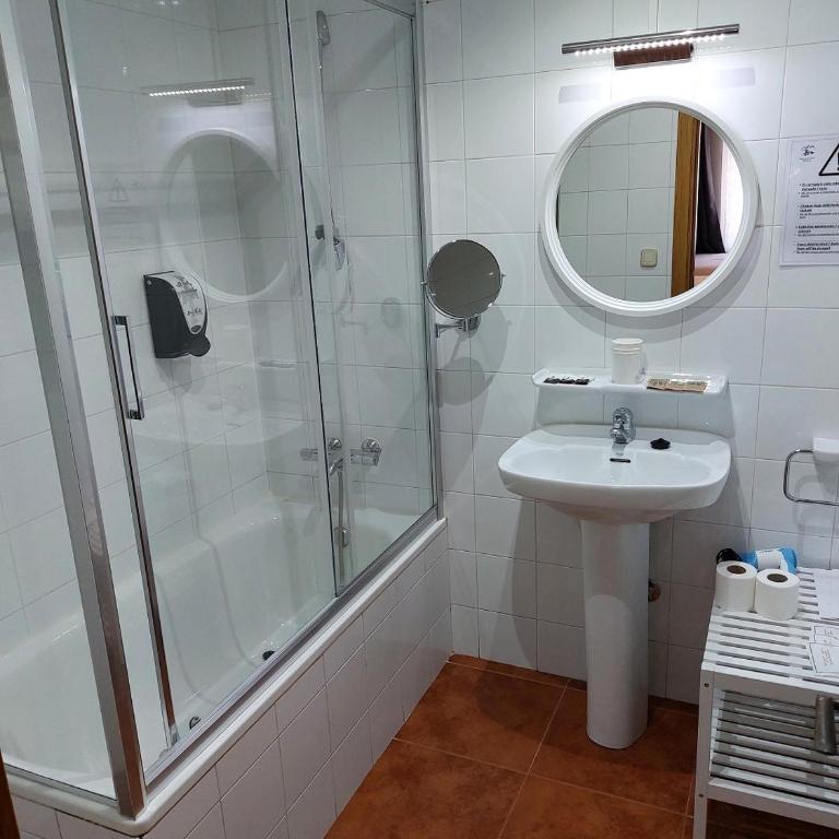 Hotel Mirtil - Habitación Triple - 2