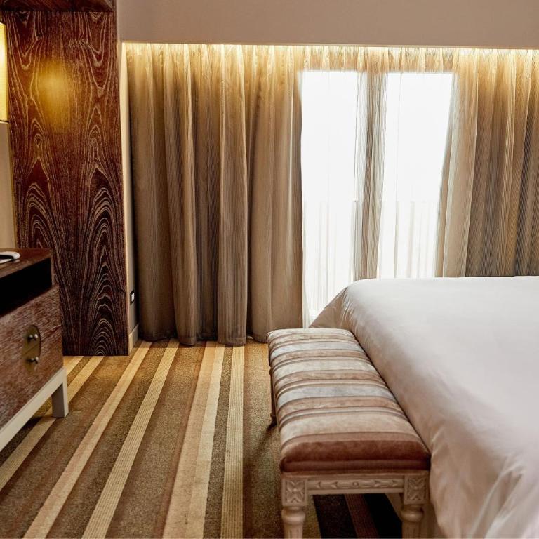 Sheraton Lima Historic Center - Suite Presidencial con cama extragrande - 4