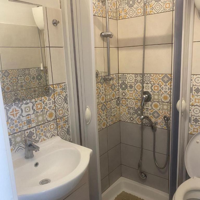 IlGrecHouse - One-Bedroom House - 10