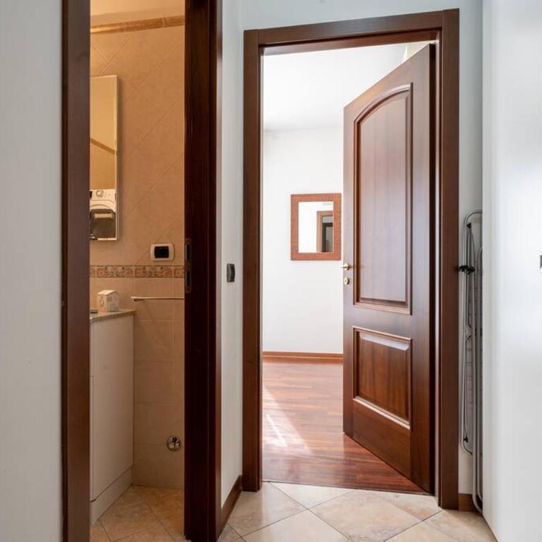 [10min dalla Ghirlandina] Love and relax in Modena - Appartamento con 2 Camere da Letto - 12
