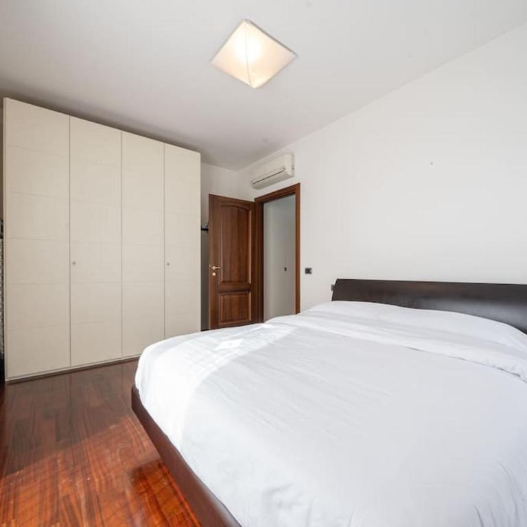 [10min dalla Ghirlandina] Love and relax in Modena - Appartamento con 2 Camere da Letto - 8