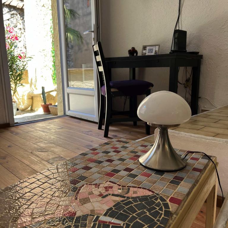 Studio avec terrasse sur cour, authentique, calme - Monolocale con Terrazza - 5