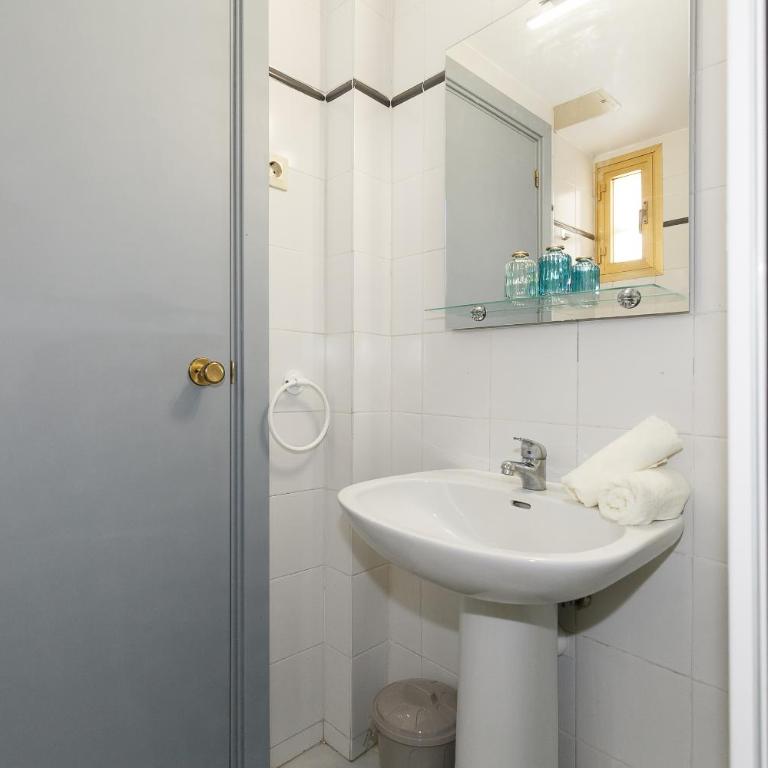 UHC MIRAMAR NAUTIC - One-Bedroom Apartment - 15
