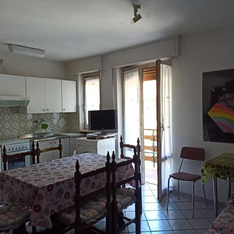 Appartamento spazioso con terrazzo di proprietà - Appartamento con Terrazza - 5