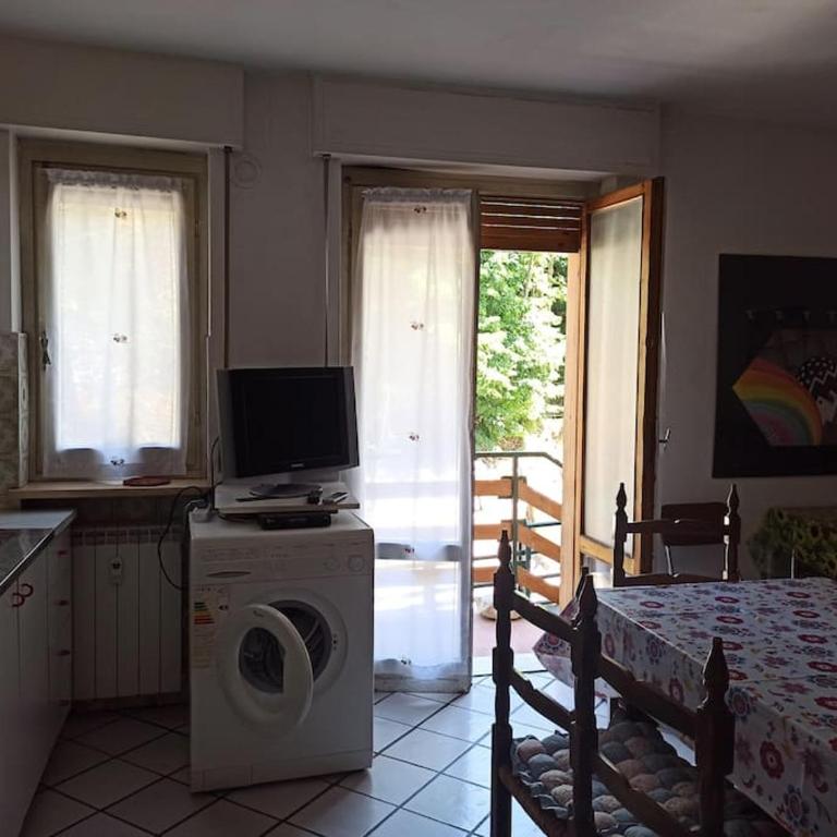 Appartamento spazioso con terrazzo di proprietà - Appartamento con Terrazza - 6
