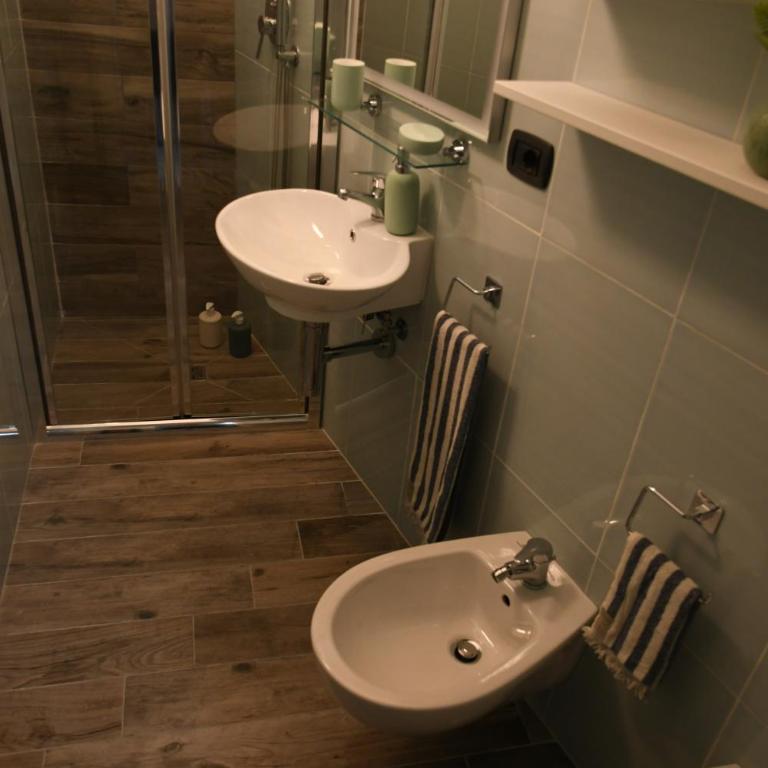 Jolie Maison - One-Bedroom House - 32