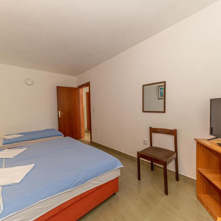 Apartment Knezevic - Apartment - Ground Floor - 9