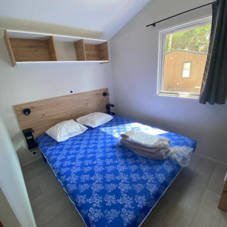 Camping Le Camp Du Domaine - Mobile Home - 2