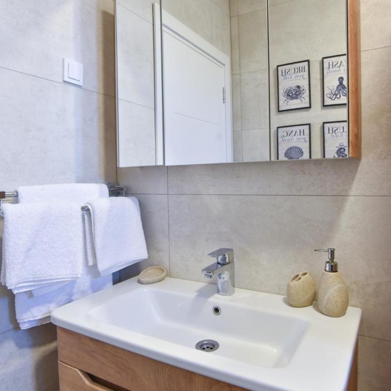 Villa Gioia - Vila sa 4 Spavaće Sobe i Sopstvenim Bazenom - 41