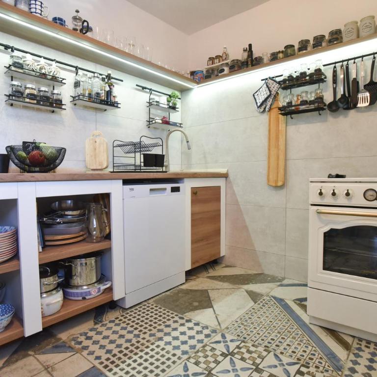 Villa Gioia - Vila sa 4 Spavaće Sobe i Sopstvenim Bazenom - 33