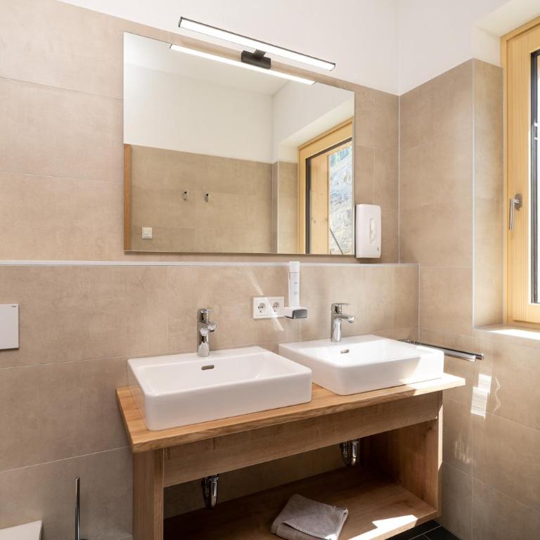 AlpenParks Wildbach Lodge Hochkönig - Appartamento Premium con 3 Camere da Letto - 4