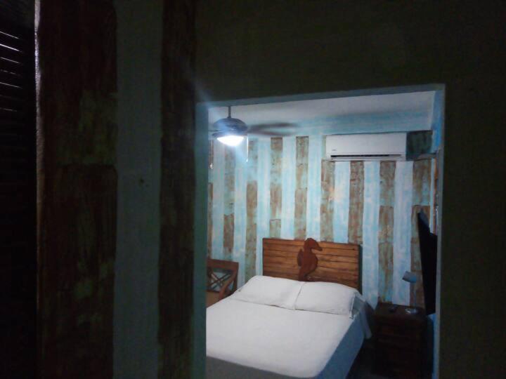 AH KIN Cancun Centro - Double Room with Private Bathroom - 13