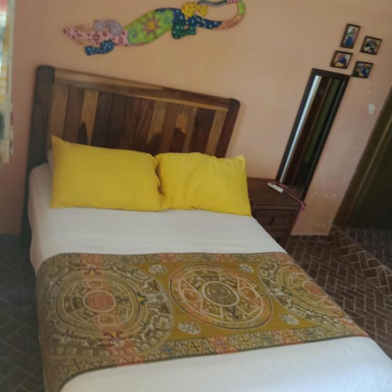 AH KIN Cancun Centro - Double Room with Private Bathroom - 5