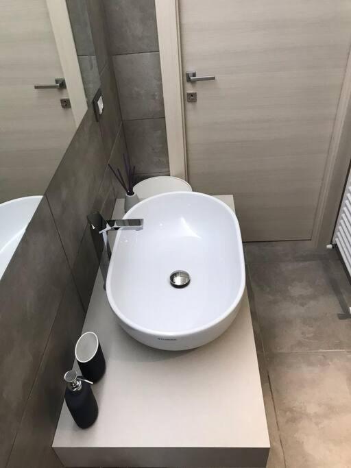 Arco San Zeno - Appartamento con 2 Camere da Letto - 24