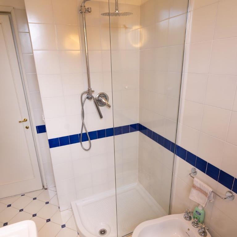 Glicine Appartamento in Villa a Tirrenia, eleganza e comfort a pochi passi dal mare - Appartamento con 2 Camere da Letto - 8